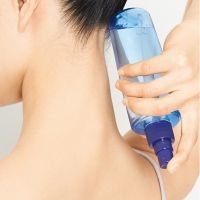 逆さまでもスプレーできます♪