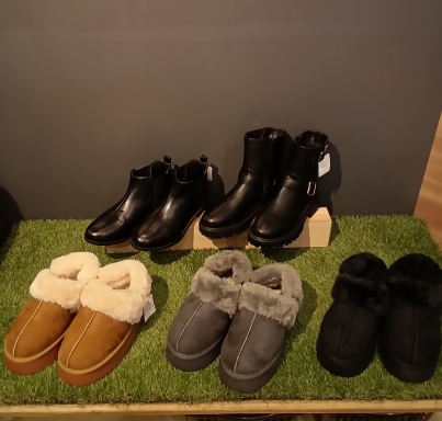 【人気アイテム】今すぐに活躍するブーツ第２弾！！