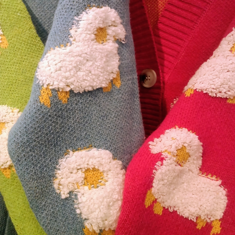 【大大大人気！】【再入荷】Xでプチバズリ中！羊柄ニットカーディガン