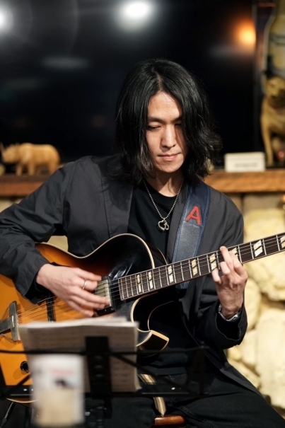 成瀬明(guitar)