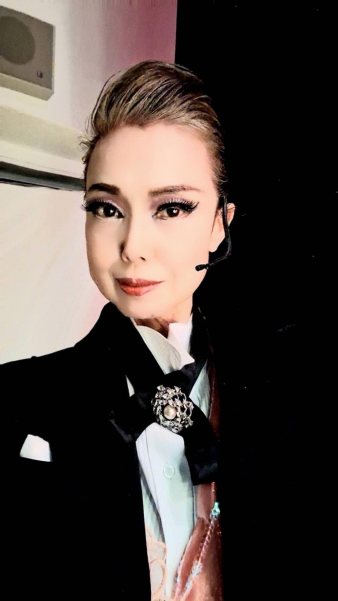 輝 沙羅(vo)