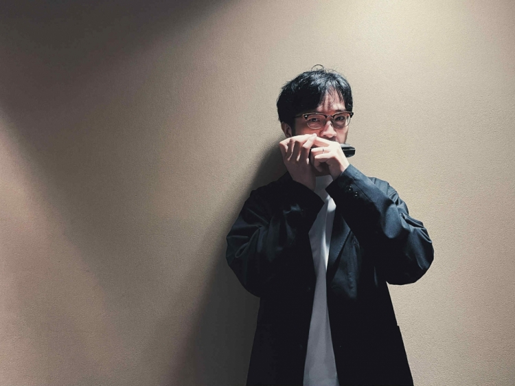 坂崎拓也(harmonica,perc)
